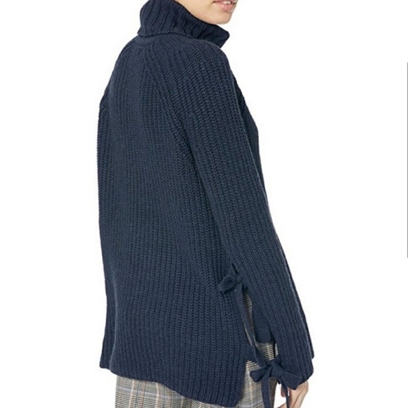 UGG Ceanne Knit Turtleneck Sweater Tie Sides - Picture 3 of 6